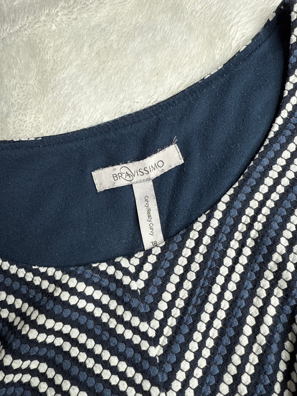 فستان محبوك مخطط بلفة أمامية (18 / 3XL)