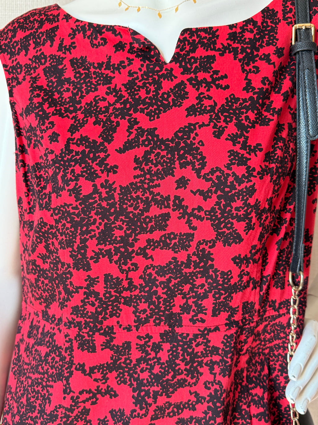Adini Red & Black Abstract Print Sleeveless Dress | Size M