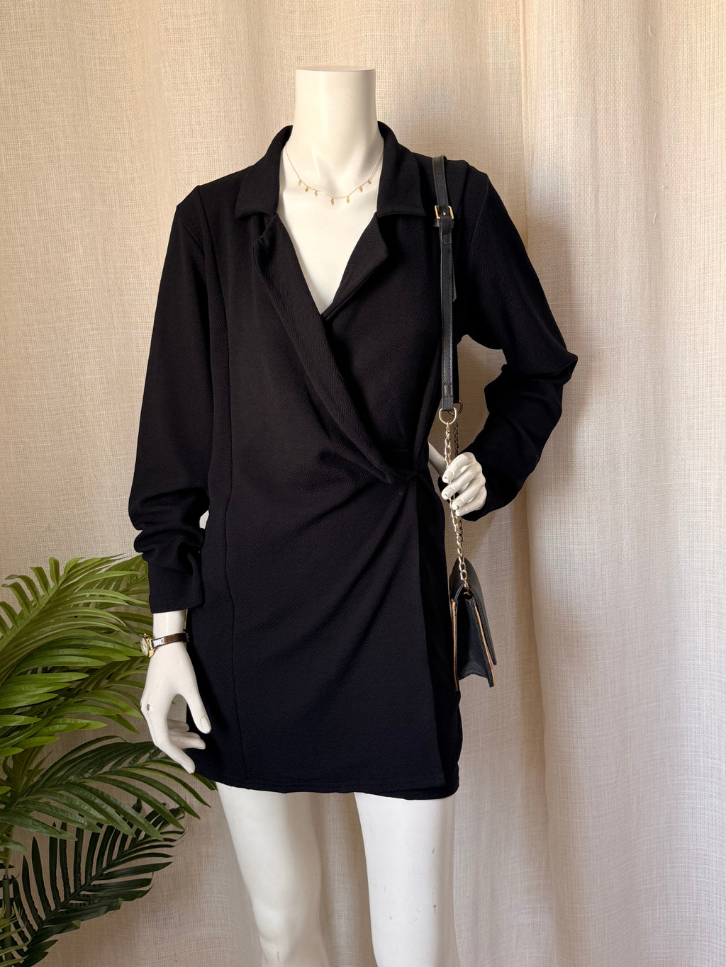 Boohoo Black Long-Sleeve Wrap Blazer Dress | UK 14 (Preloved)
