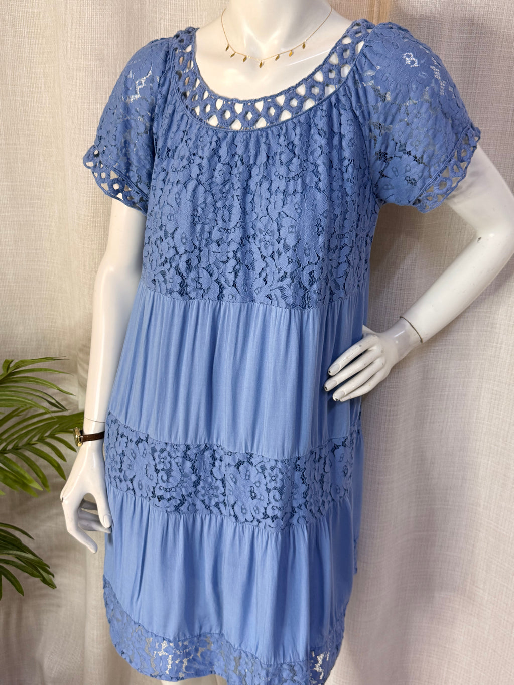 Made in Italy Cornflower Blue Floral Lace Tiered Short Sleeve Boho Midi Dress | Large