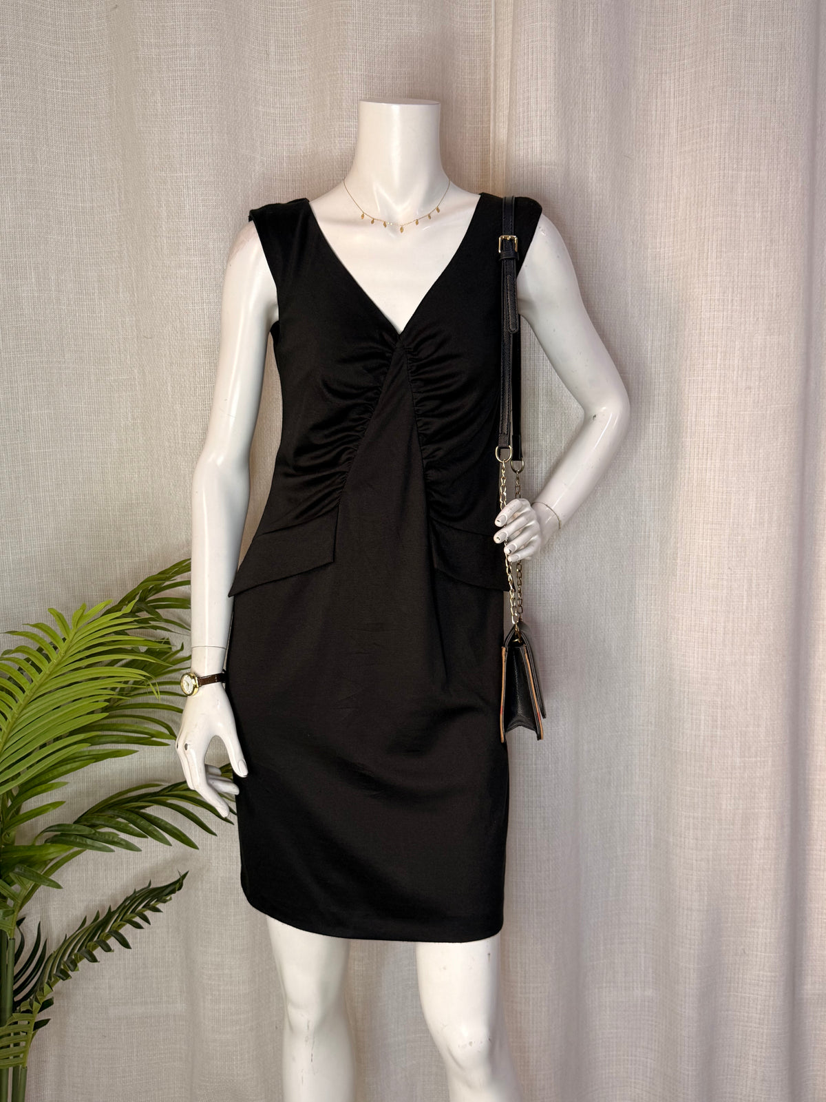 Studio Classics Black Ruched V-Neck Midi Dress – Size Large | Elegant Evening & Work Dress