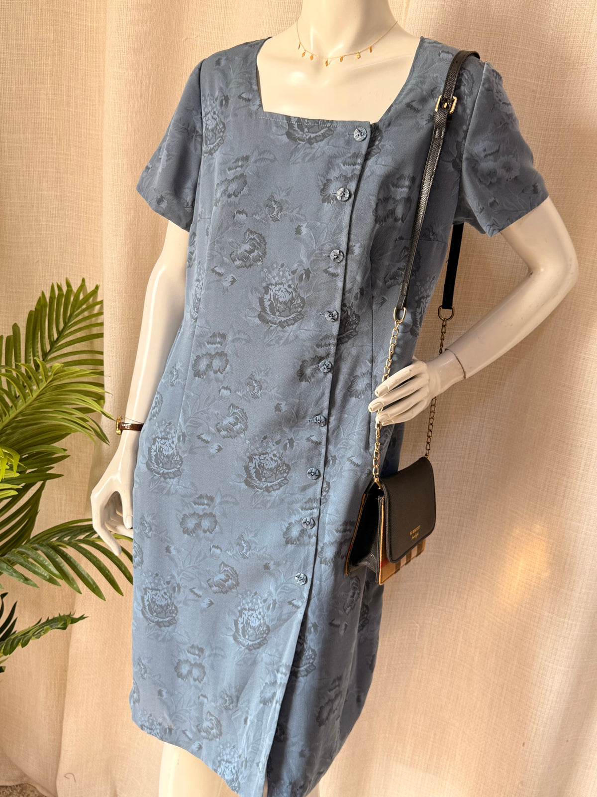 Vintage Blue Floral Jacquard Midi Dress – Size XL | Elegant Occasion & Mother of the Bride Dress