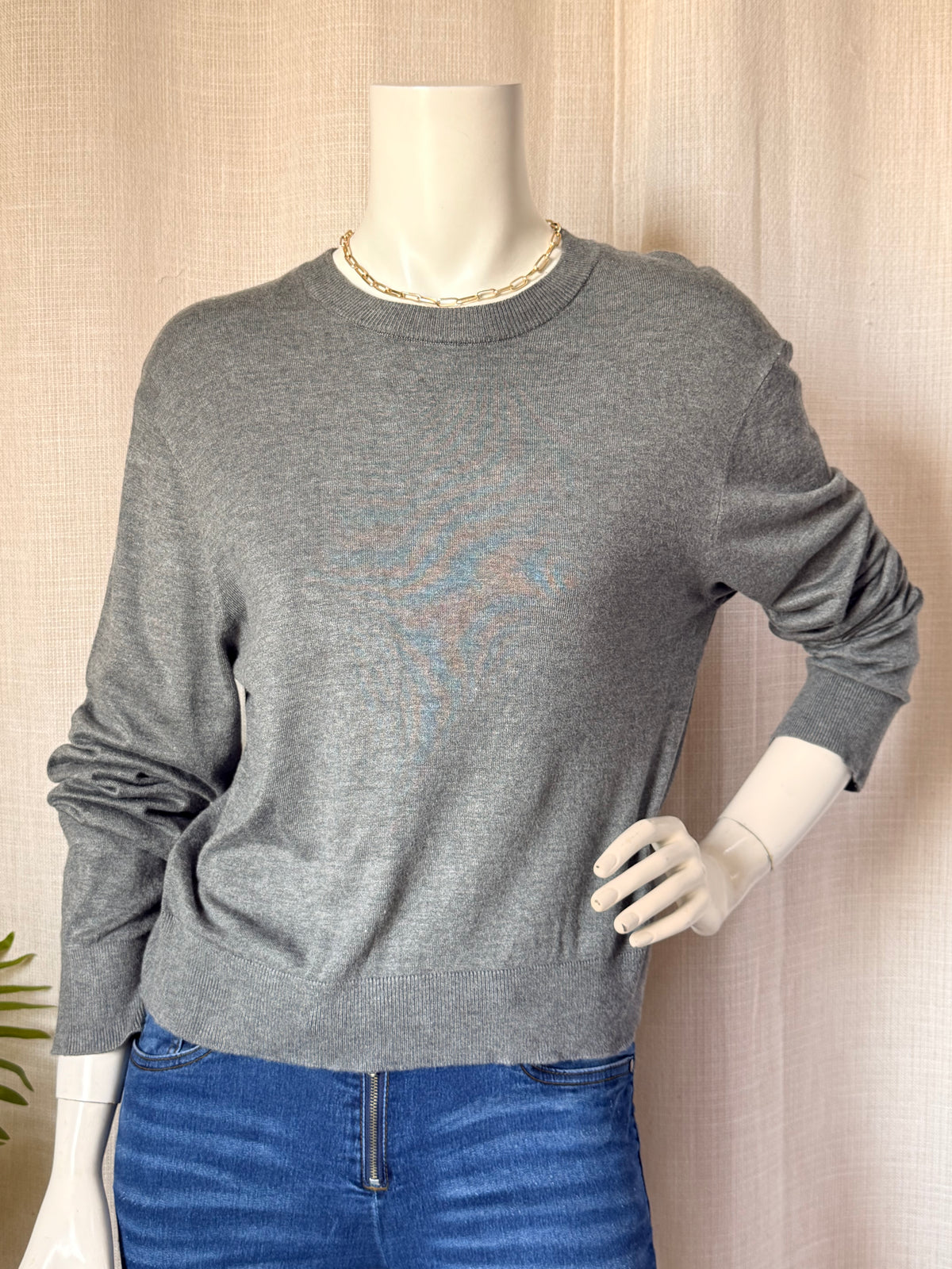كنزة H&M ديفايدد رمادية بياقة مستديرة | صغير