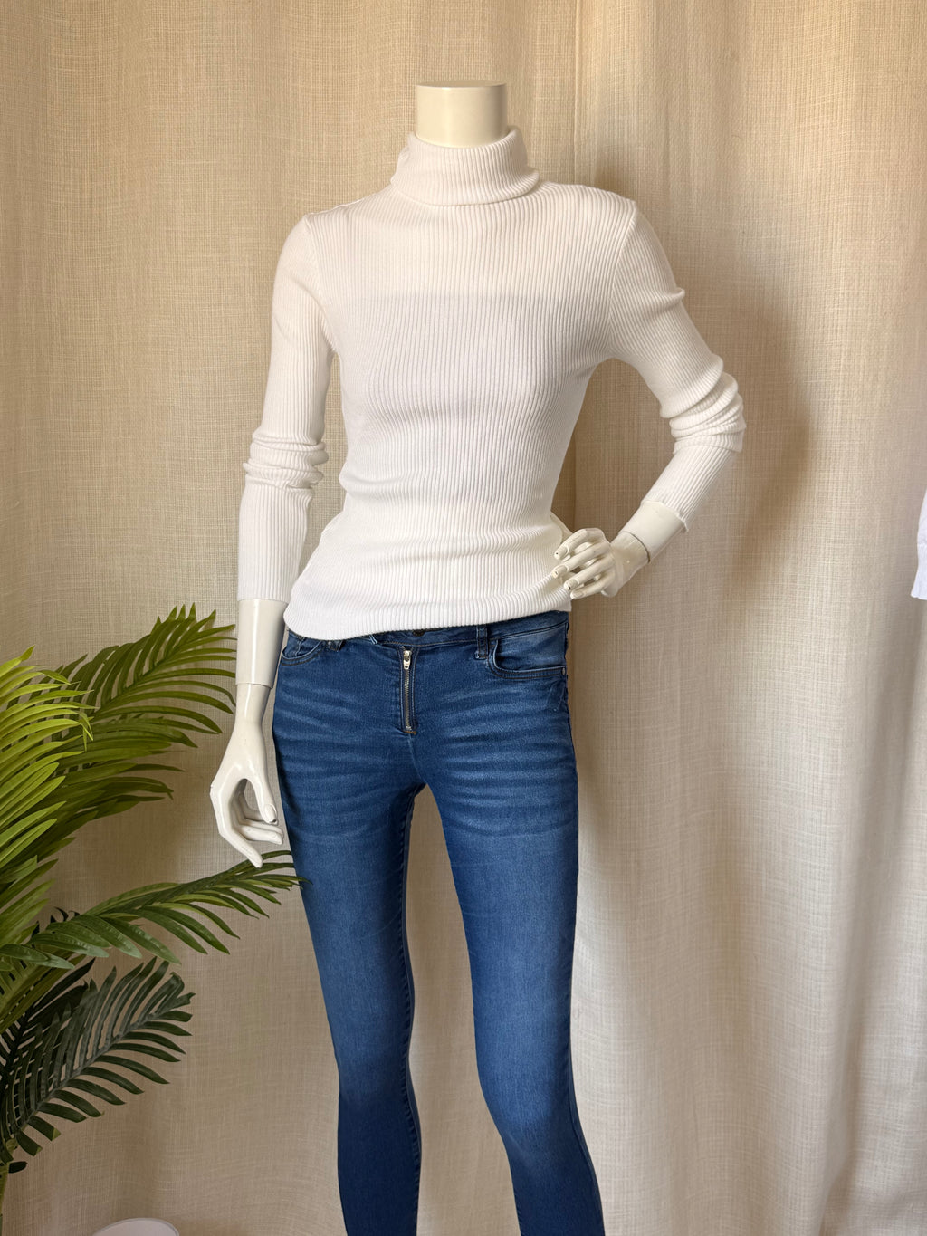 SHEIN Ribbed Turtleneck Sweater