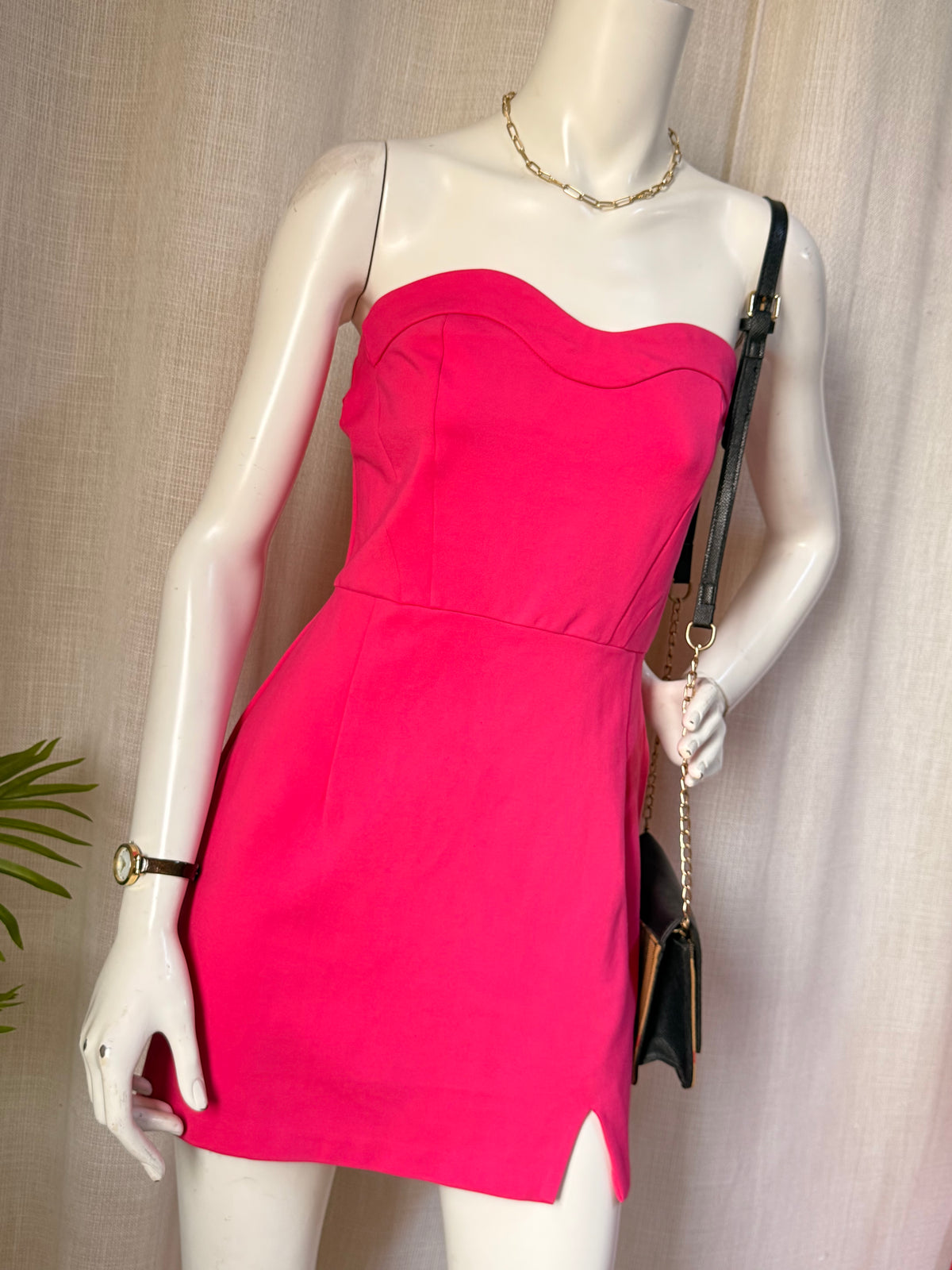 Hollister California Fuchsia Strapless Mini Dress (Medium) - Stitching Issues