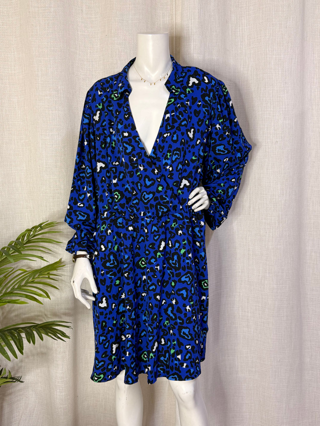 Simply Be. Blue Leopard Print Long Sleeve Wrap Front Mini Dress - Plus Size
