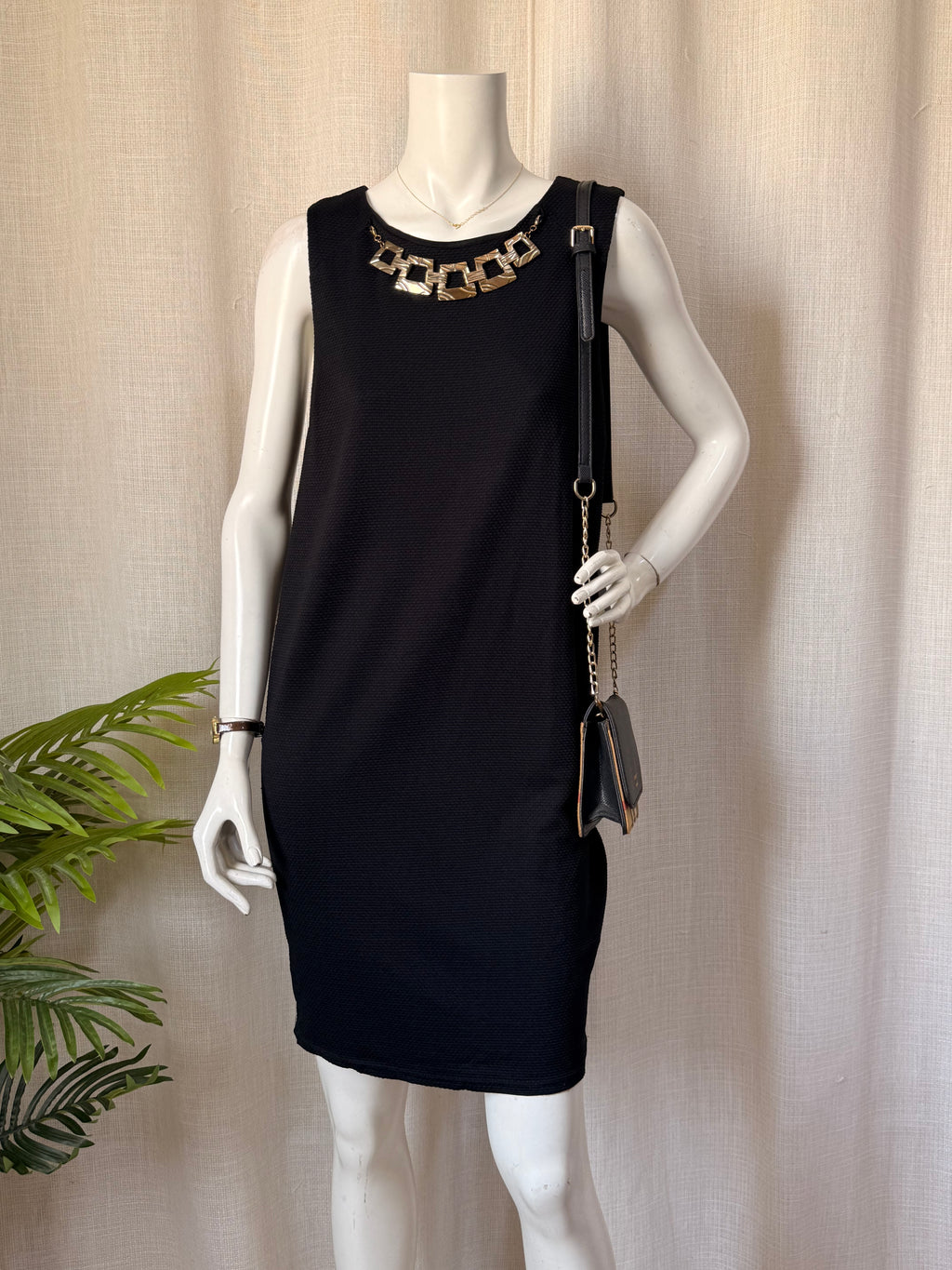 Black Sleeveless Textured Maternity Dress | UK 12