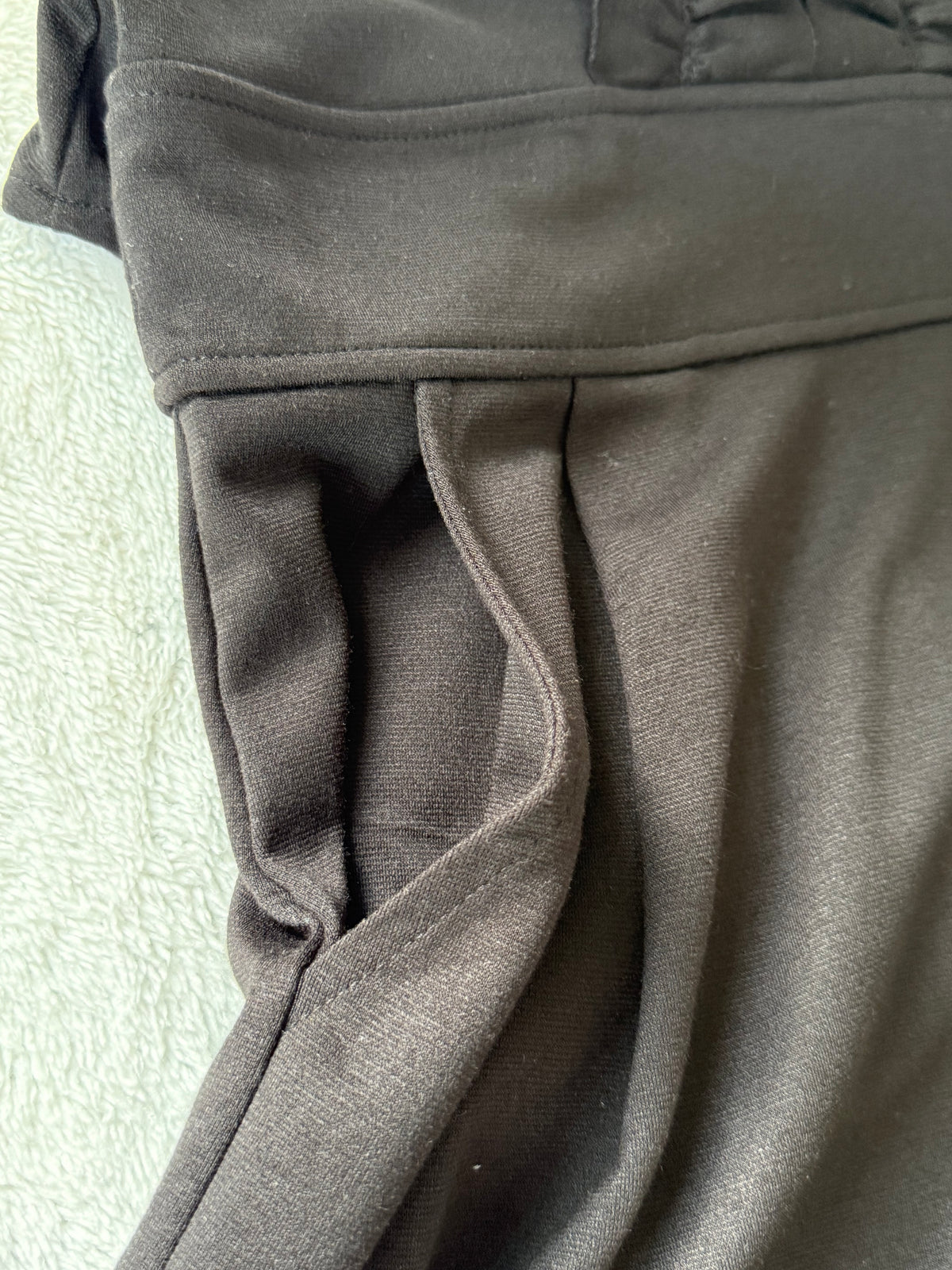 BAILEY BLUE Black Sleeveless Ruffle Trim Dress | Size M (Preloved)
