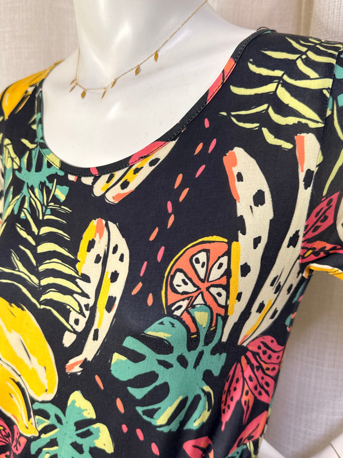 Smash! Tropical Fruit & Palm Print Short Sleeve T-Shirt Mini Dress - Size M / US S