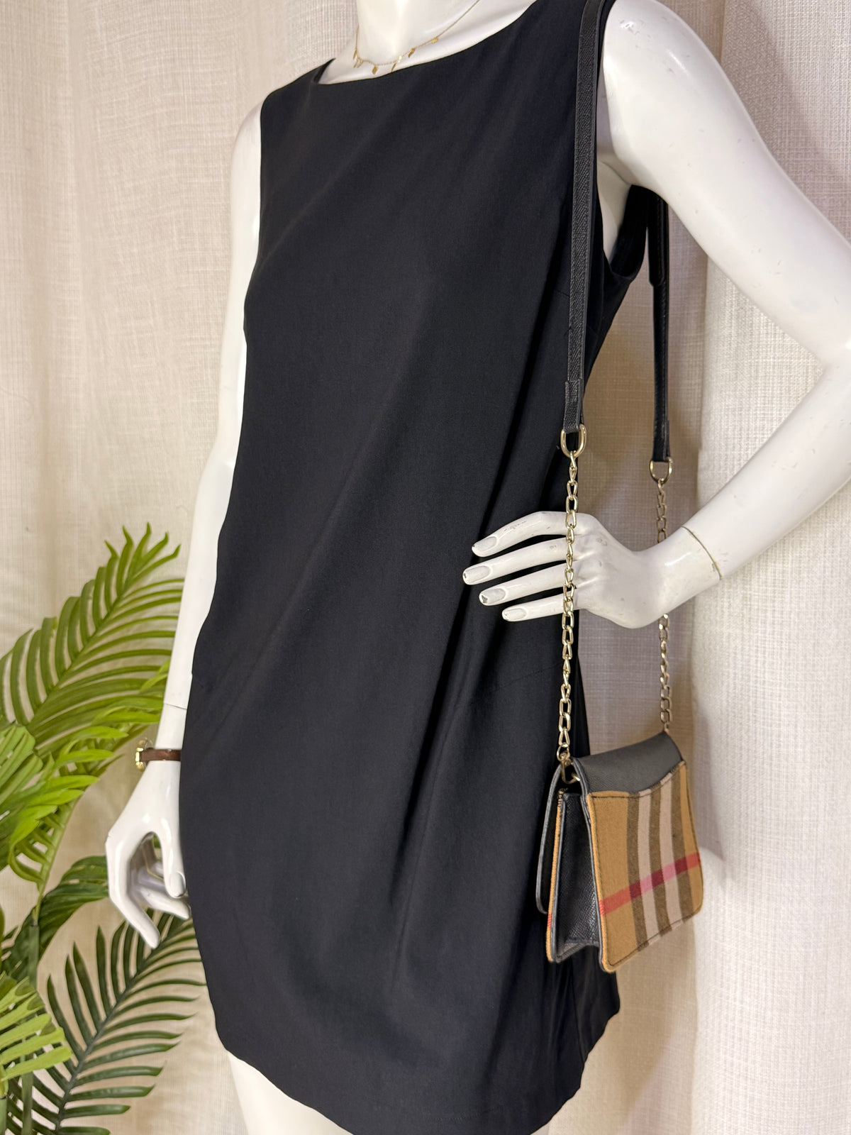 H&M MAMA Sleeveless Boat Neck Shift Dress - Classic Black (Size M)